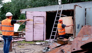 Демонтаж гаражей в Нягани, цена от 1749 руб. – услуги под ключ от 2Землекопа-Нга